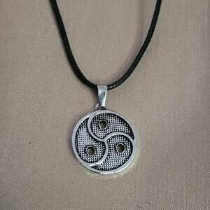 Women's triskelion pendant necklace silver tone bdsm kink lifestyle pendant